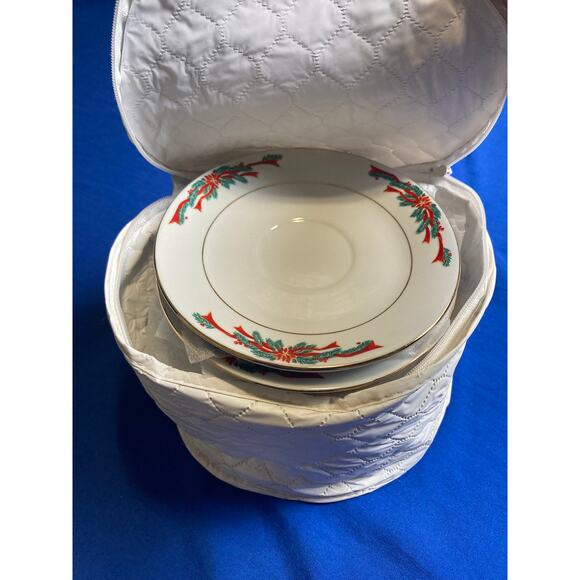 Poinsettia and Ribbons 8 Piece Tea/ Coffe Cup and Plate Set with Storage Case - Picture 3 of 13